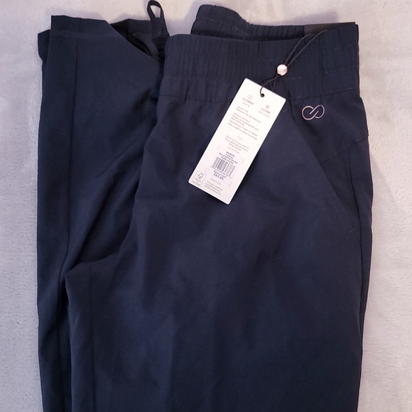 CALIA by Carrie Underwood Mid Rise Crop Pants - Picture 1 of 4